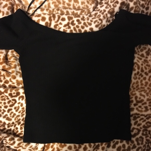 Crop top - Picture 3 of 4